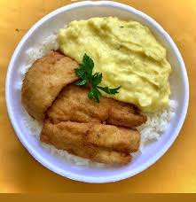 FILÉ DE PEIXE EMPANADO