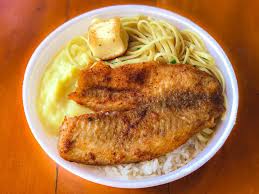 FILÉ DE PEIXE GRELHADO